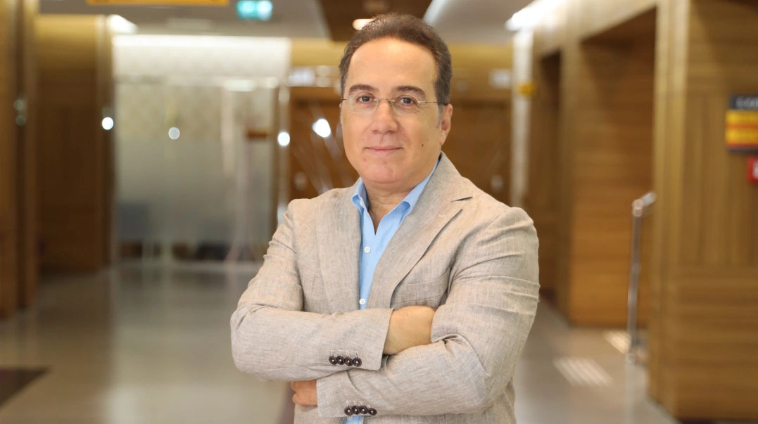 Dr. Tolgahan Alpaydin : un chirurgien d’exception au service d’Aram Clinic Turquie